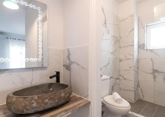Akasha Villa, An Alluring Retreat,by Thinkvilla וילה Agrilia (Zakynthos)